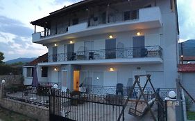 Rena Apartments