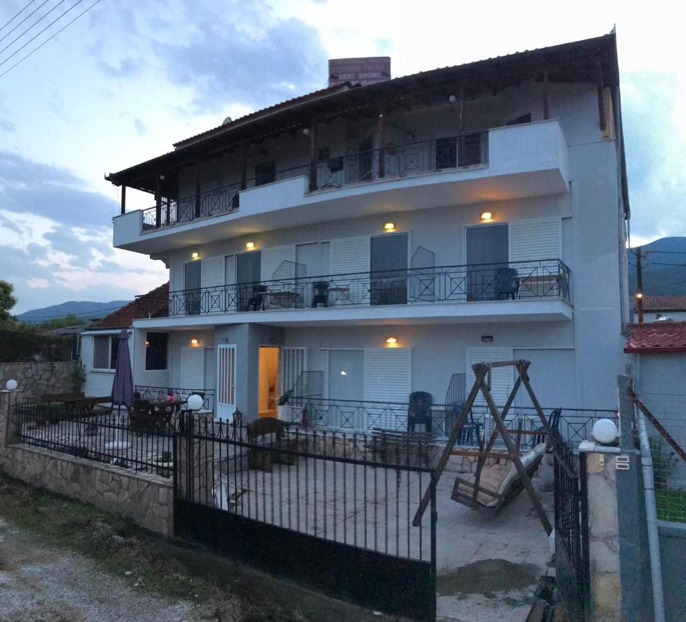 Rena Apartments Asprovalta Exterior foto
